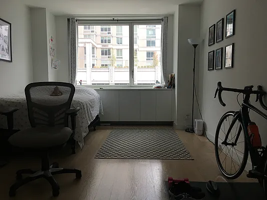 Rented by Douglas Elliman | media 4