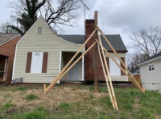1075 White Oak Ave SW, Atlanta, GA 30310