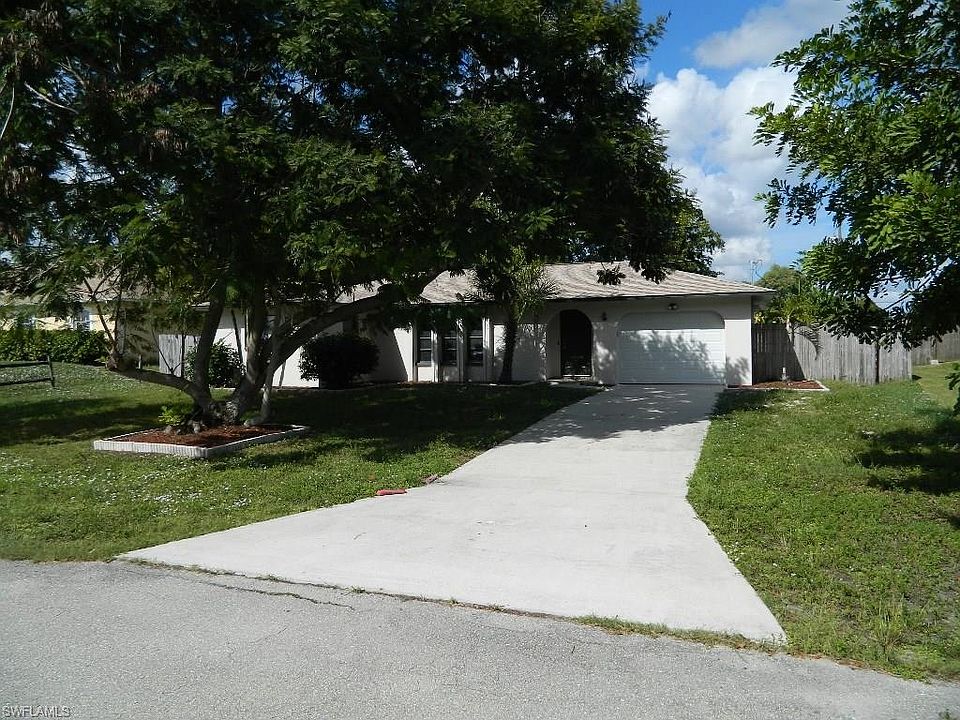 1st image of 1109 NE 11th St