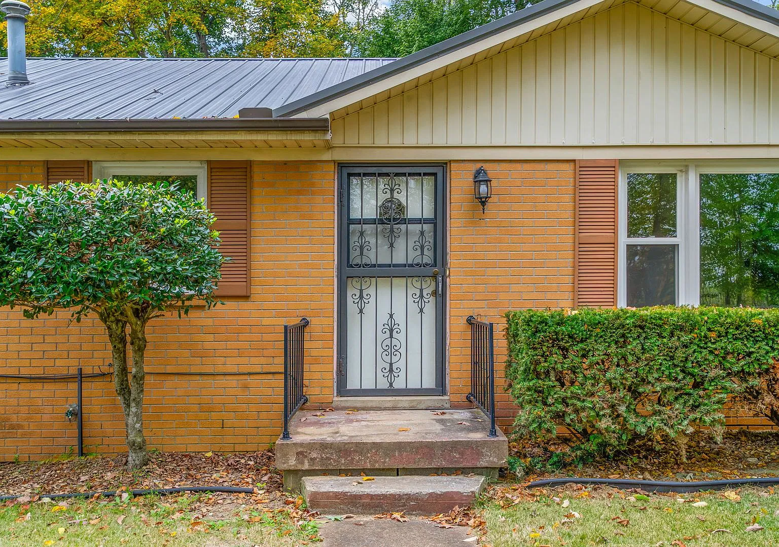 3020 Spring Creek Village Rd* — Photo 2