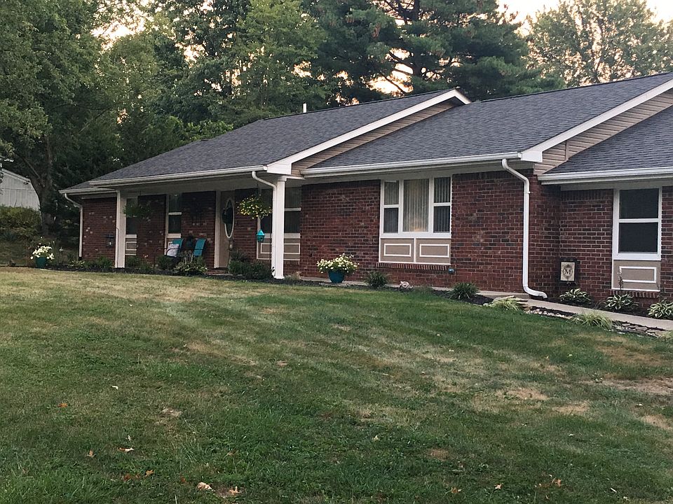 1st image of 4909 W Woodland Dr