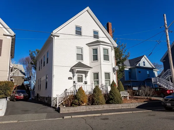 48 Balcomb St, Salem, MA 01970
