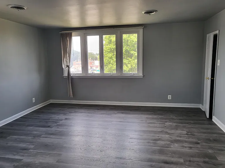 2000 Oakmont St #2 — Photo 1