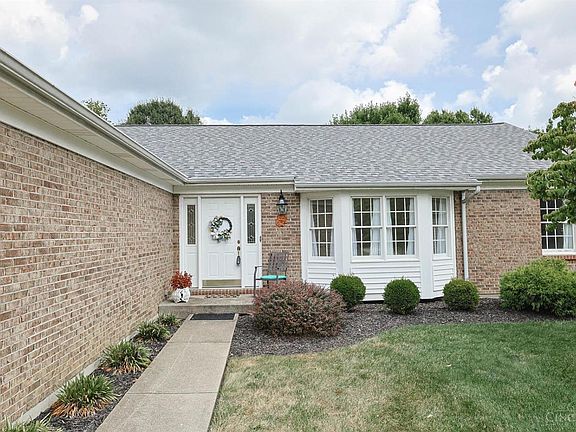 3rd image of 1902 Sandcliff Dr