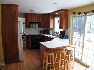 25 Rosewood Dr, Pittsford, NY