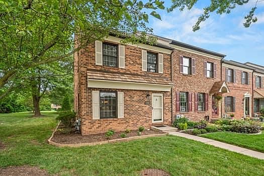 1st image of 145 Winged Foot Ct
