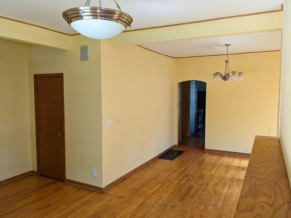 1st image of 2719 Johnson St NE #1