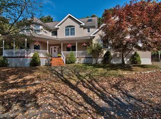 23 Pleasant Ridge Rd, East Stroudsburg, PA 18302