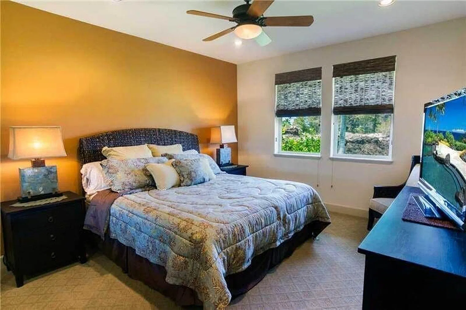 2 bed, 2.0 bath, 1076 sqft, $10,190 — Photo 2
