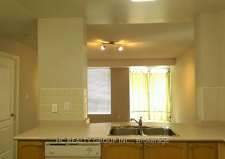 188 Doris Ave #1003 — Photo 9