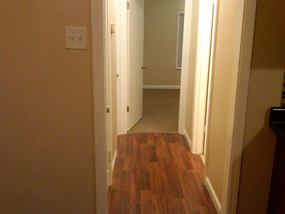 5th image of 5909 W Park Ave