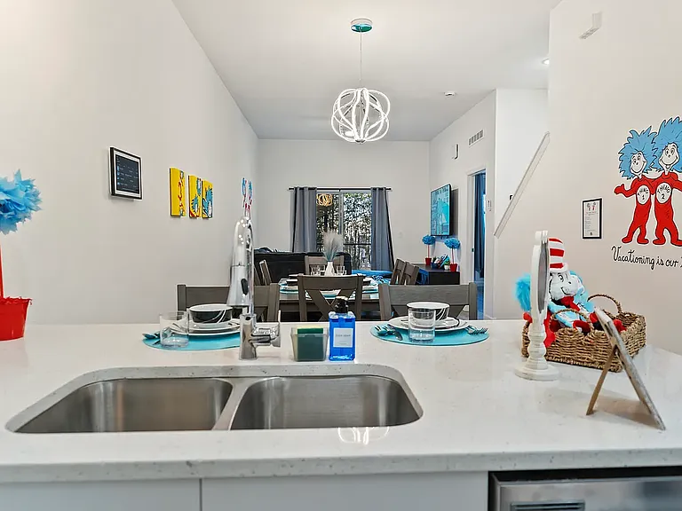 633 Trikomo Dr — Photo 3