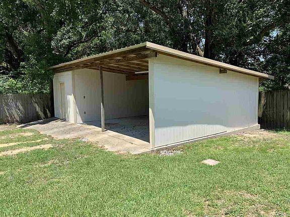 4th image of 10341 Bowman Ave