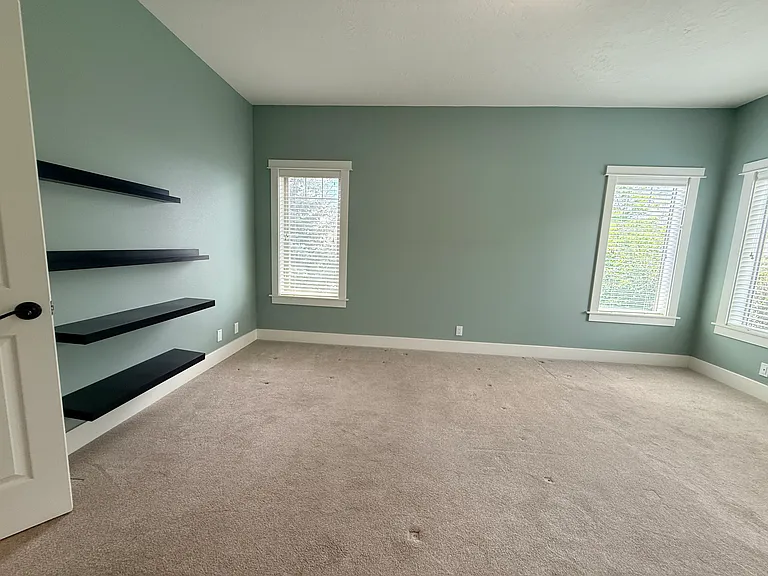 2545 NW Awbrey Rd — Photo 19