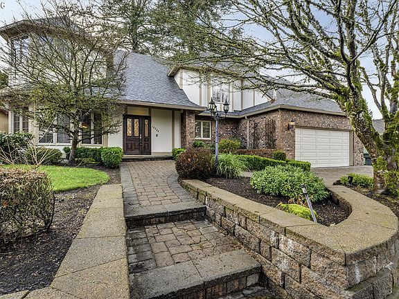 2nd image of 10284 SW Susquehanna Dr