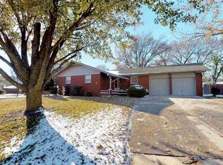 4401 N Auburn St, Bel Aire, KS 67220