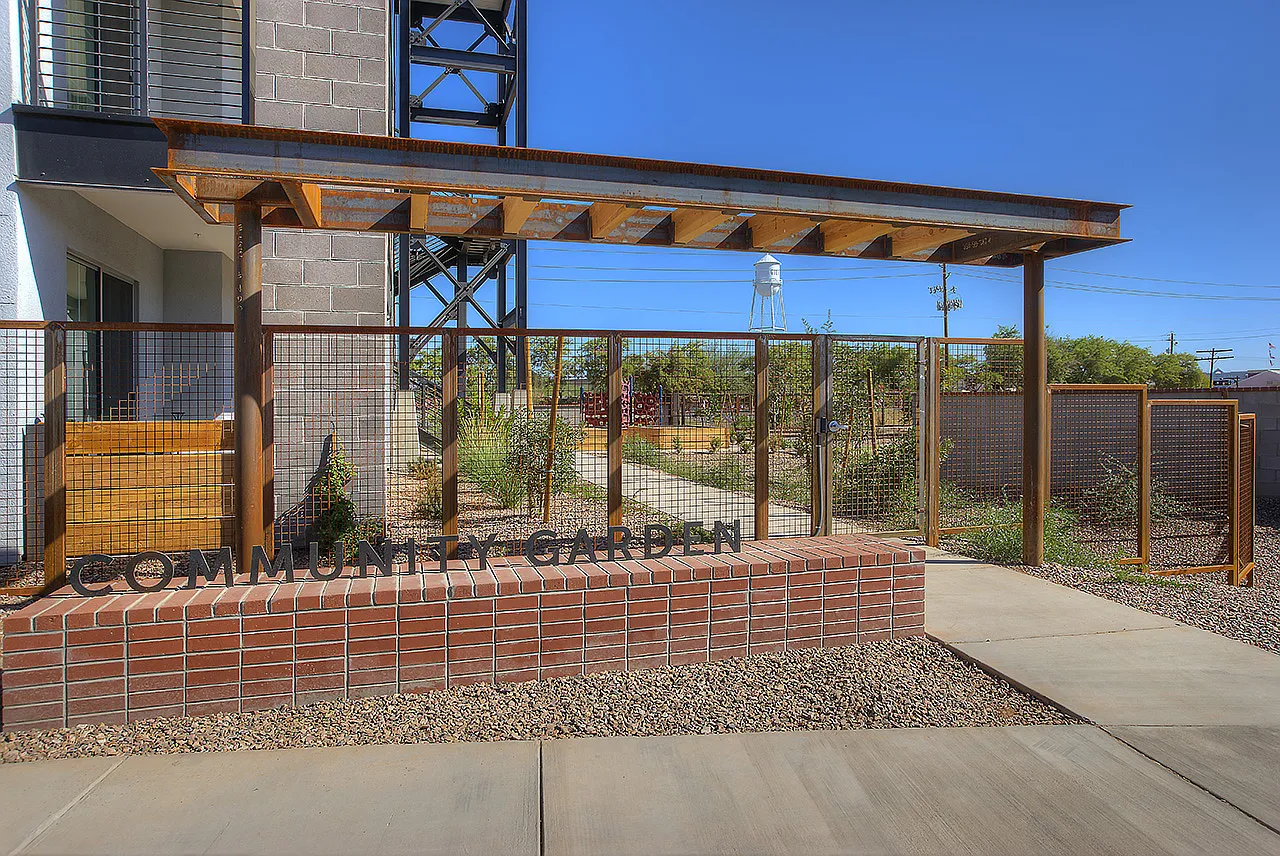 District Lofts — Photo 4