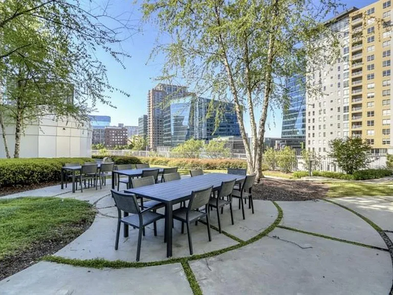 44 Peachtree Pl NW #1926 — Photo 17