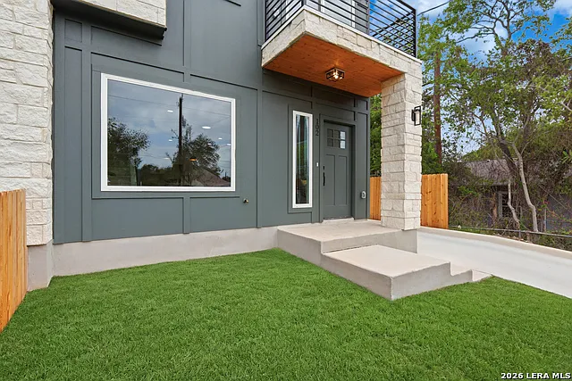 3 bed, 2.5 bath, 1500 sqft, $1,645 — Photo 3