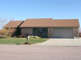 516 Park Cir, Crooks, SD 57020