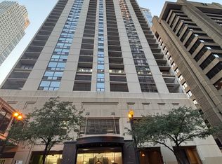 200 N Dearborn St UNIT 3203, Chicago, IL 60601