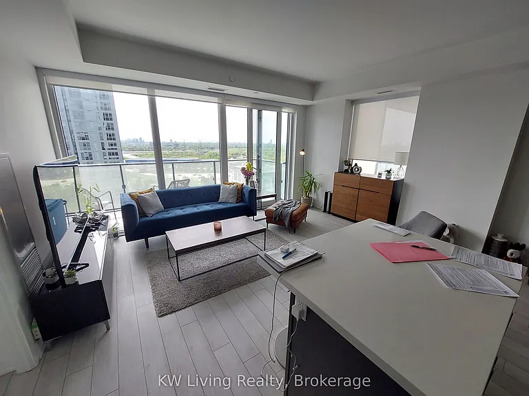 95 Oneida Cres #1409 — Photo 3
