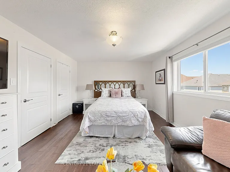177 Laurendale Ave — Photo 22