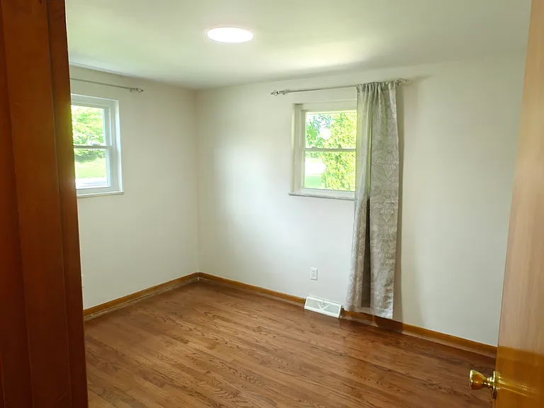 4607 Aicholtz Rd — Photo 12