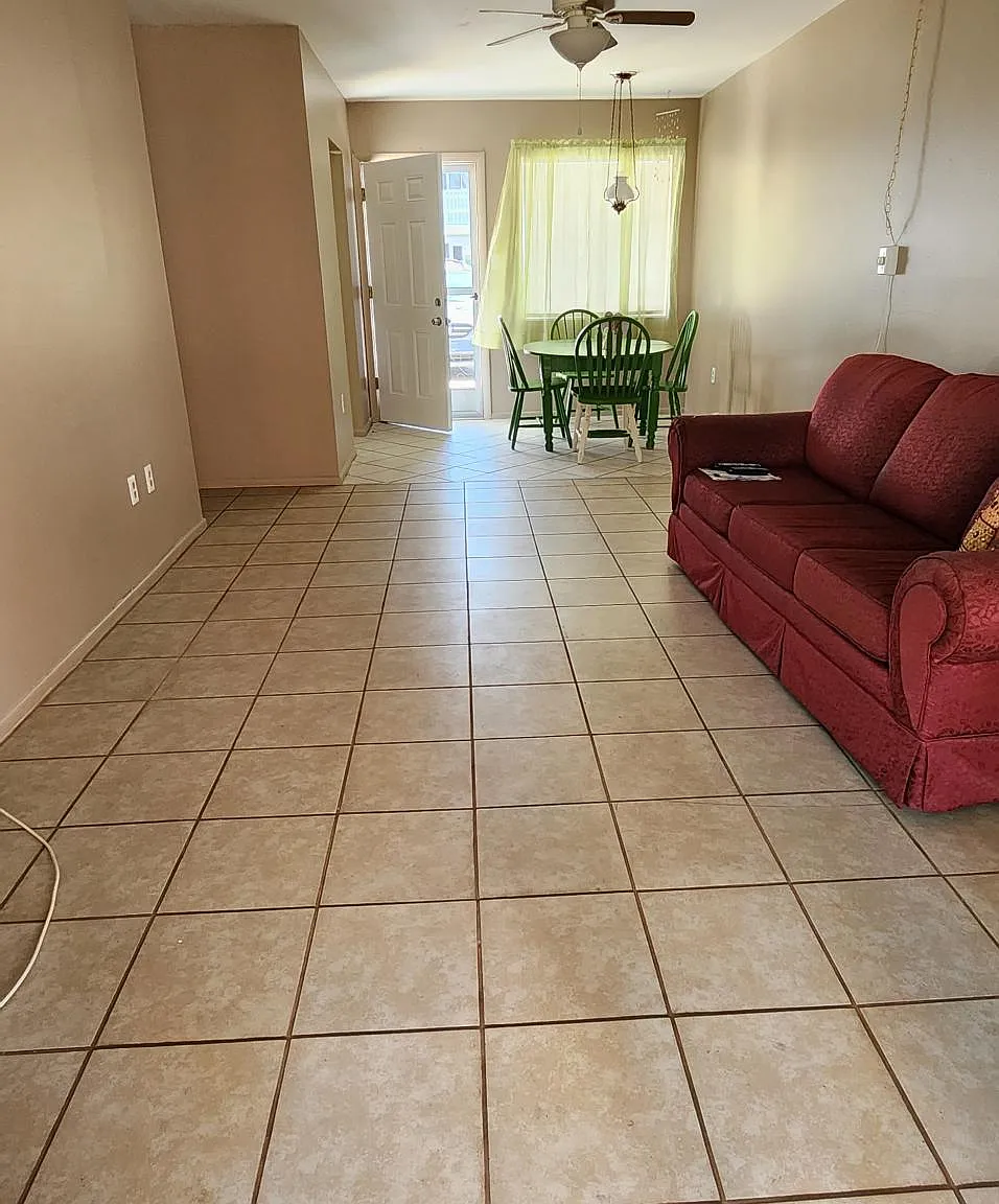 1 bed, 576 sqft, $1,050 — Photo 4