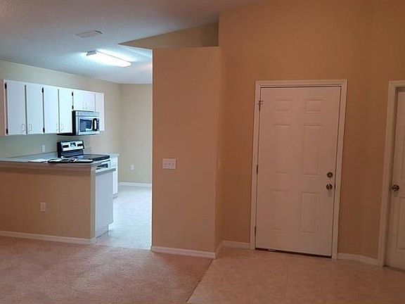 3rd image of 439 Danube Dr