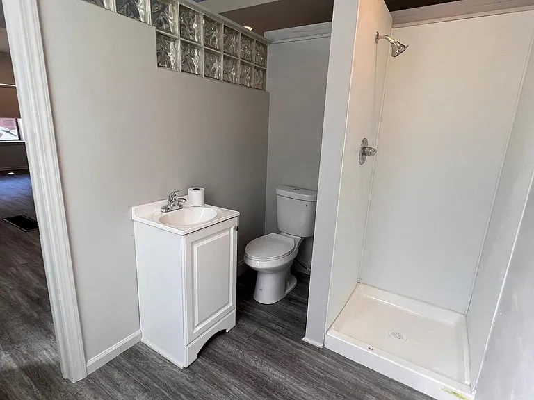 1315 W Porter St #1-& — Photo 12