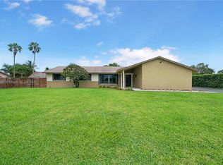 27725 SW 165th Ave, Homestead, FL 33031