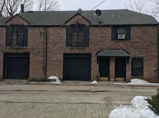 1619 McGovern St, Highland Park, IL 60035