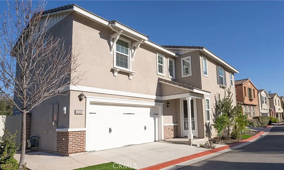 42688 Azure St