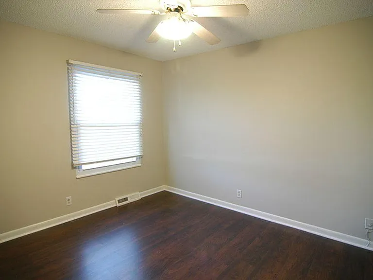 5510 Country Dr #42 — Photo 16