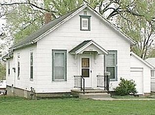 1332 19th Ave SW, Cedar Rapids, IA 52404