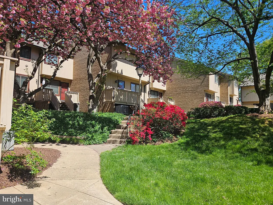 2493 Glengyle Dr #146