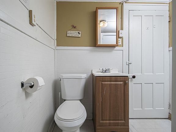 5th image of 88 14th St #14050182