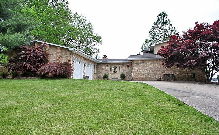 1st image of 346 Rockport Dr