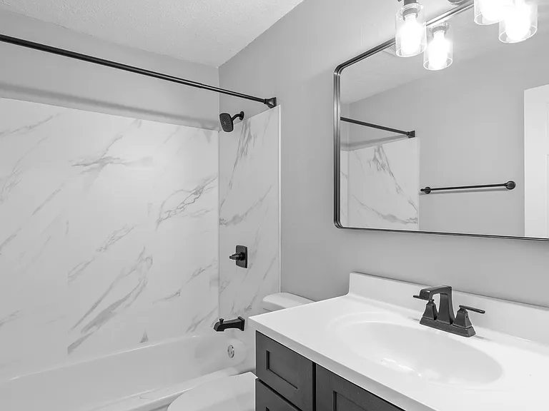 Modern Bathroom Modern Bathroom