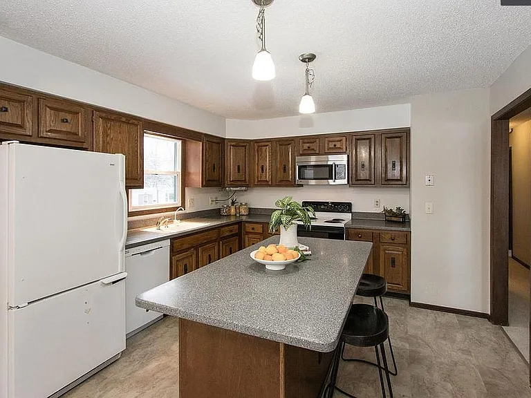 21 Highland Dr — Photo 6