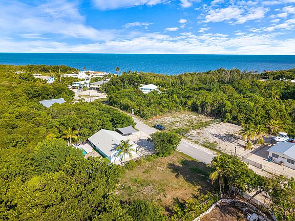 4th image of 23 Palm Dr