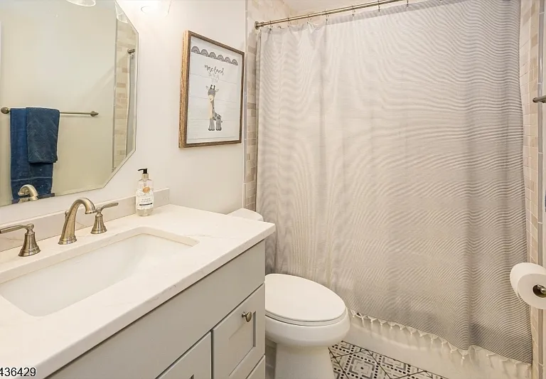 35 Lenox Ct — Photo 27