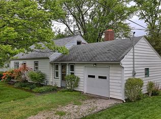 10071 Colfax Ave, Columbia Station, OH 44028