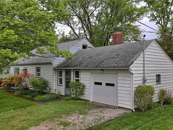 10071 Colfax Ave, Columbia Station, OH 44028