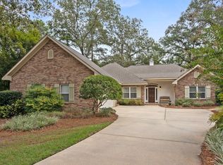100 Red Roan Rd, Hattiesburg, MS 39402