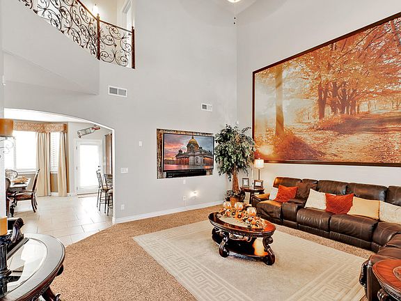 3rd image of 1133 Asherton Pl