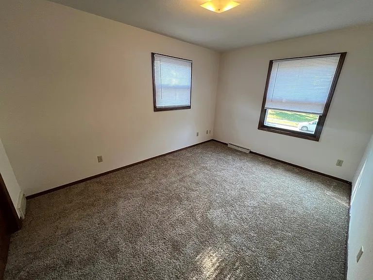 5306 Manitowoc Pkwy — Photo 27