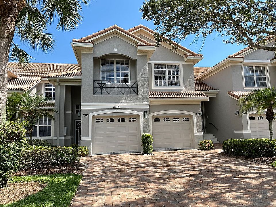 1615 Winding Oaks Way, #202