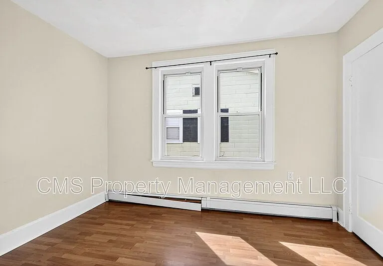 49 Welland Ave #2 — Photo 14
